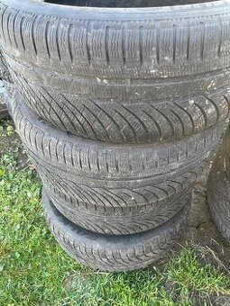 Predám pneu  245/50 R18 2ks zimné