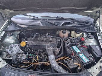 Rozpredám renault thaliu