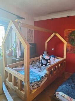 Domčeková posteľ z KVH hranolov