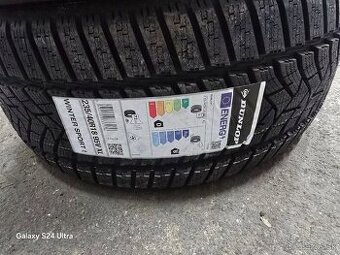 Dunlop winter sport 235/40 r18 1125