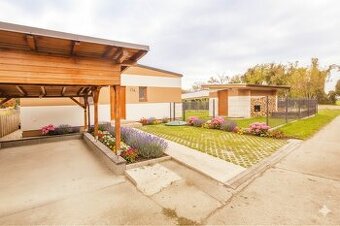 Moderná novostavba v objatí prírody - 1