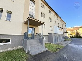 2 izbový byt na ulici Janka Kráľa v Snine, na predaj.