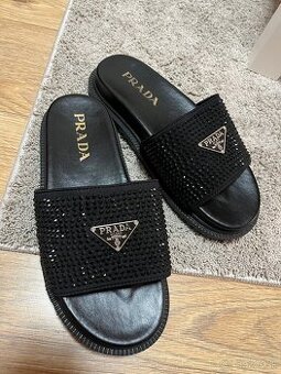 Prada šľapky