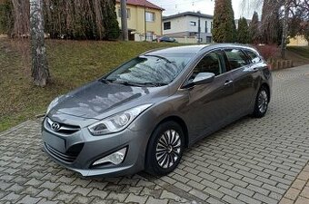 Hyundai I40 CW 1.7CRDi 16V 85Kw R.v.02/2013 M6 COMFORT