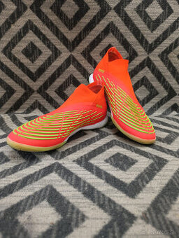 Bezšnurkové halovky.