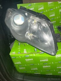 Predné pravé svetlo VW Passat B6