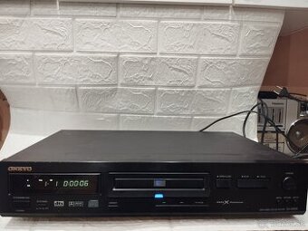 ONKYO Dvd prehrávač.