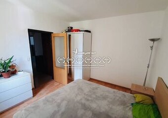 EXKLUZÍVNE NA PRENÁJOM – 4-IZBOVÝ BYT S BALKÓNOM, HLOHOVEC, 