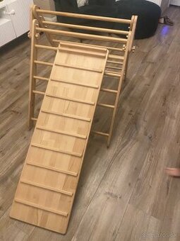 Piklerovej drevený triangel