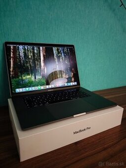 MacBook Pro 2018 | i7 • 16GB • 256GB SSD