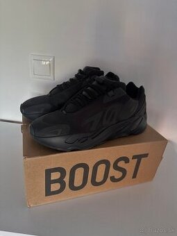 Adidas Yeezy Boost 700 MNVN Black