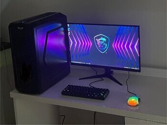 Herný PC +monitor,klávesnica,myš