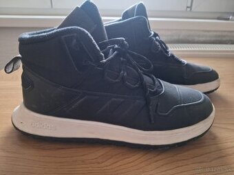 Predám Adidas 42