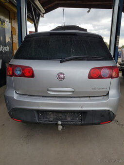 FIAT CROMA 1,9D  88KW  RV.2011