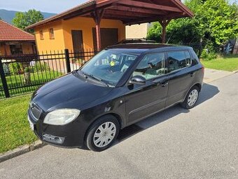 Škoda fabia 2 1,4 16V, 63kW, 2007 - zachovalá,
