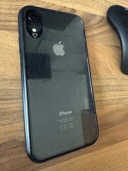 Telefón IPhone XR 64gb
