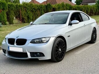BMW 320d Coupe M-Paket/Keyless/Bi-Xenon/Navi Professional