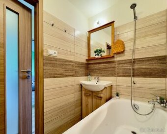 PRENÁJOM 1 IZBOVÝ BYT S DVOMA BALKÓNAMI, PREŠOV, SÍDLISKO 3