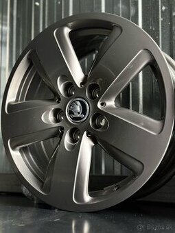 #33 Elektróny originál Škoda r16