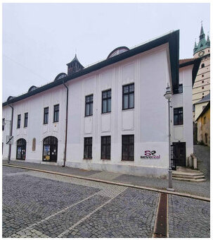 HISTORICKÁ BUDOVA, PREVÁDZKOVÝ DOM, CENTRUM, KREMNICa