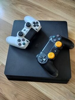 Playstation 4 SLIM 500GB s mechanikou + 2 ovládače + 8 hier - 1