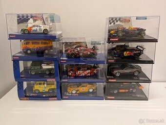 Autíčka na autodráhu Carrera Evolution/D132