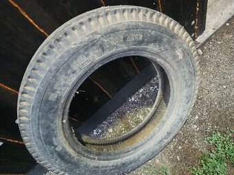 KOLESO GUMA NA VLECKU TRAKTOR ROZMER 6.50-20C 1ks