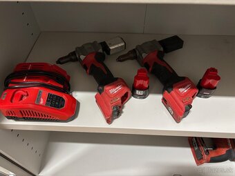 Predám Milwaukee Nitovačku M12 BPRT