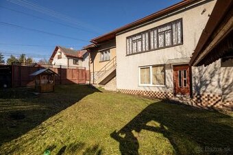 Rod. dom s mega miestnosťou (bar, krb, posedenie), Pohorelá