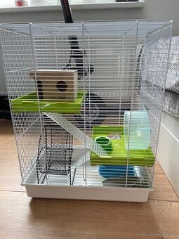 predam klietku pre skrecka a vybavenie