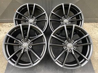 R19 ®️ Originál VW Pretoria 5x112 8J ET44 • Passat Superb