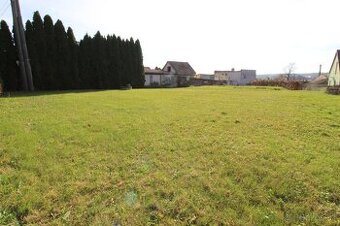 🌿 Stavebný pozemok s výhľadom na Baziliku – Šaštín-Stráže