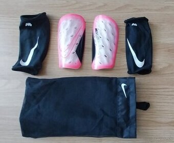 Nike Mercurial Lite soccer - detské chranice holenných kostí