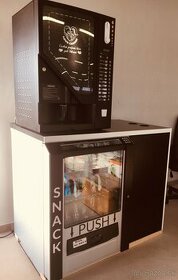 Automat na kavu a cukrovinky
