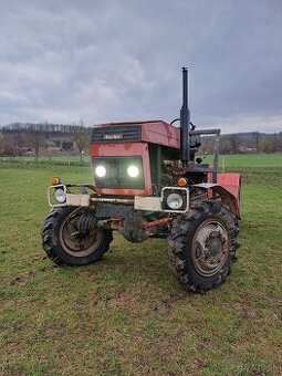 Traktor V3S 4x4