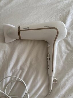 Fén Philips Thermo Protect 2200W