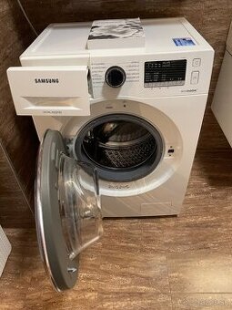 Usporna ticha slim pracka SAMSUNG WW80R421HFW