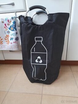 Na fĺase prazdne velka kapsa pogumovana nova