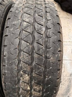 235/65R16C Yokohama letne