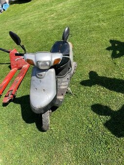 Yamaha skuter - 1