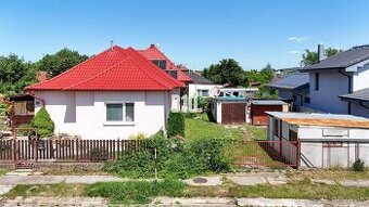 Rodinný dom s garážou - čiastočná rekonštrukcia - Dolné Kršk