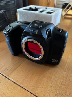 Blackmagic Cinema Camera 6K - 1