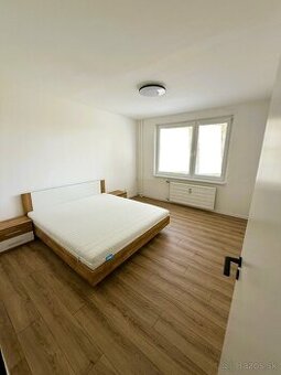 Prenájom zariadený 2 izbový byt, ul. Tekovská, Levice