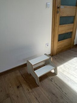 Detské pomocné schody