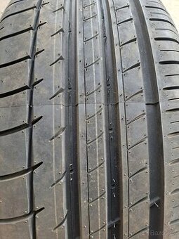 245/45r20 - 1