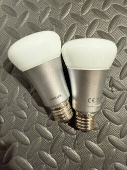2 ks stare (prva generacia) Philips Hue E27