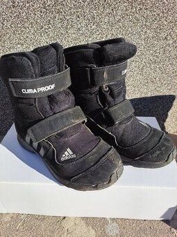 Adidas terrex čižmy č.33