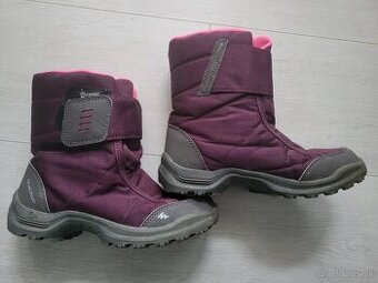 Detské čižmy Decathlon veľkosť 34