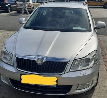 ŠKODA OCTAVIA 1.6(75kw) ZĽAVA(zadní dveře v elekt