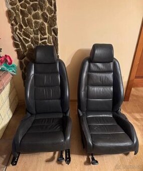 Kožené sedačky GOLF V GT